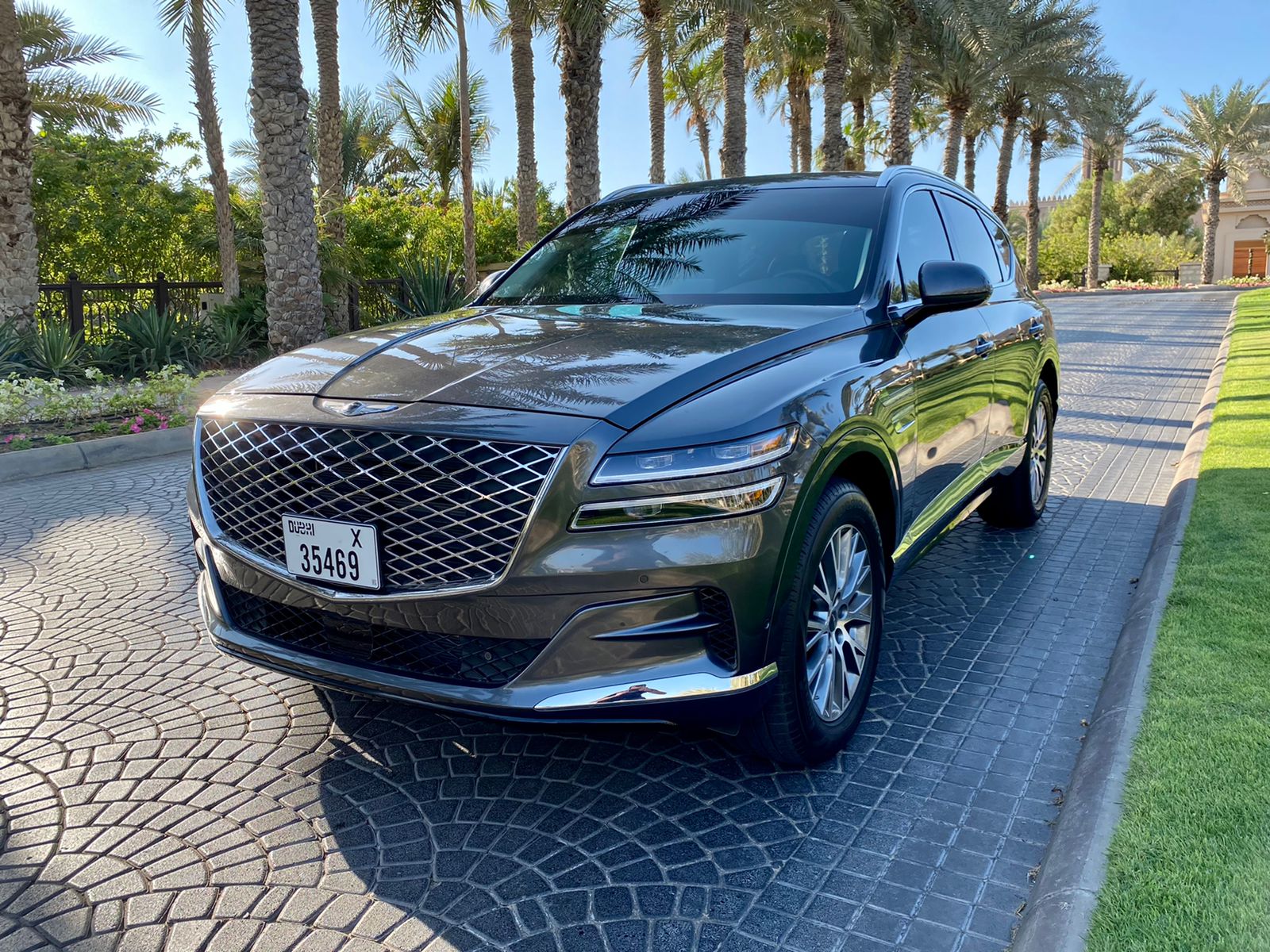 GENESIS GV80  2021 تأجير دبي