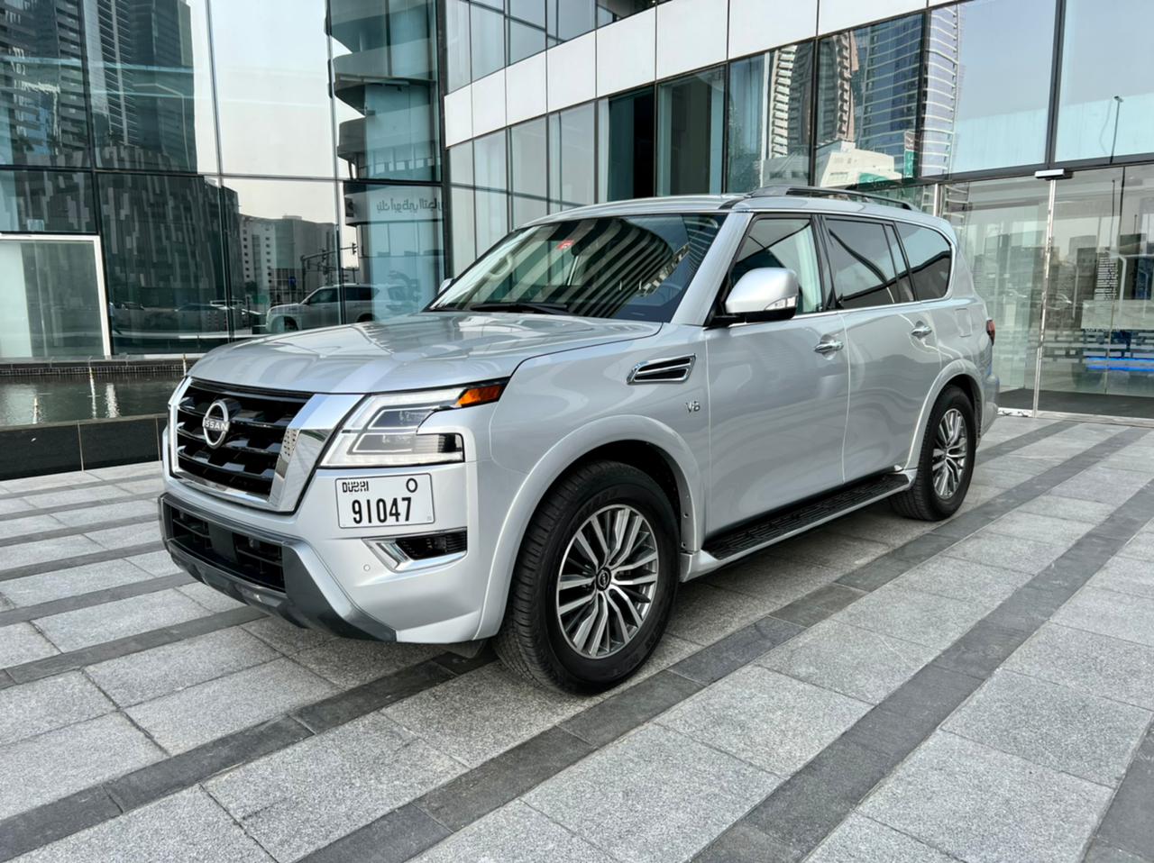 NISSAN PLATINUM   2021 تأجير دبي