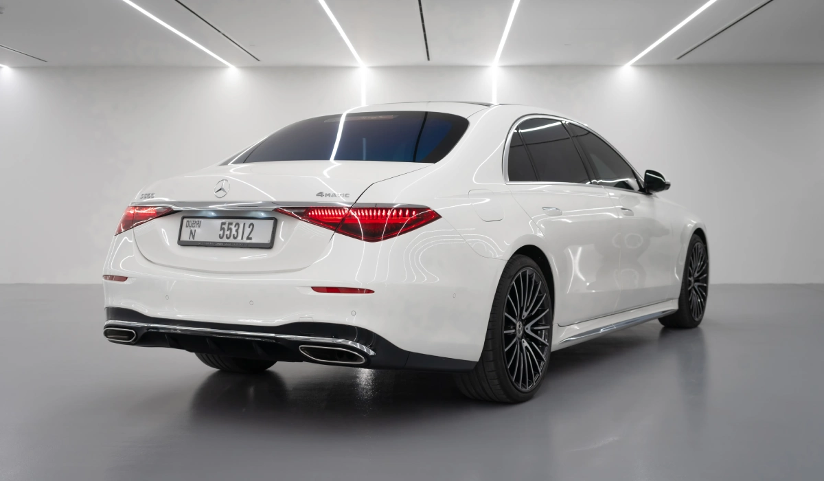 استئجار Mercedes S500 أبيض 2022 فى دبي