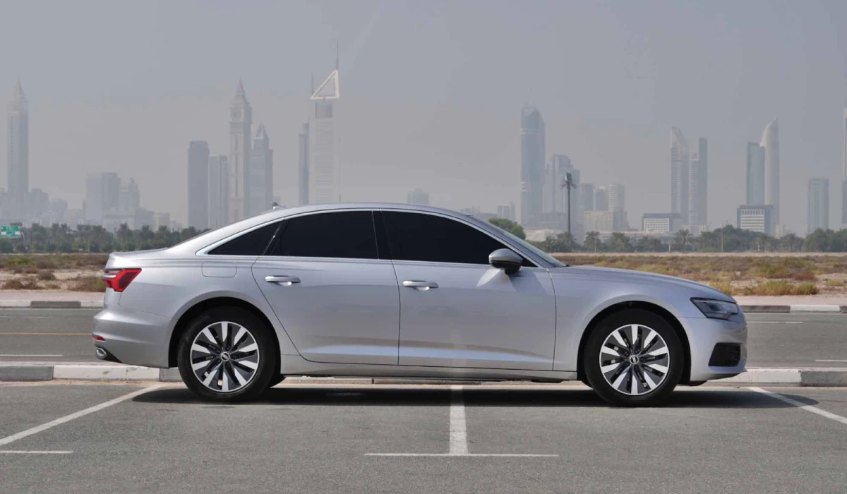 استئجار Audi A6  2022 فى دبي