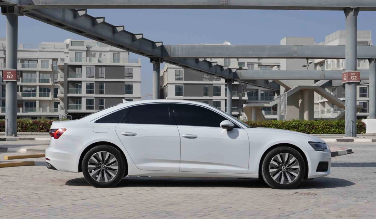 استئجار Audi A6 أبيض 2022 فى دبي