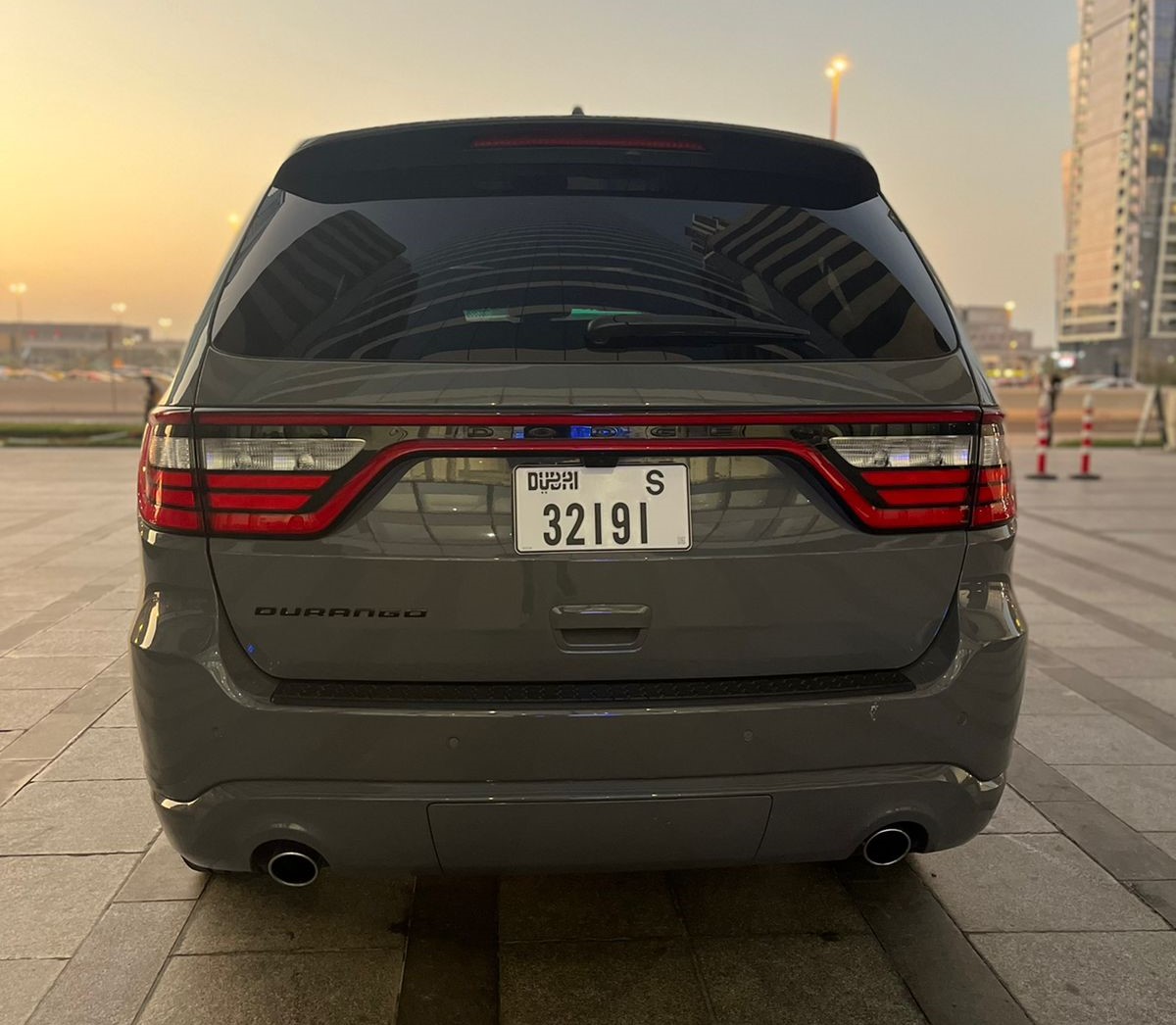 استئجار DODGE DURANGO  رمادي 2021 فى دبي