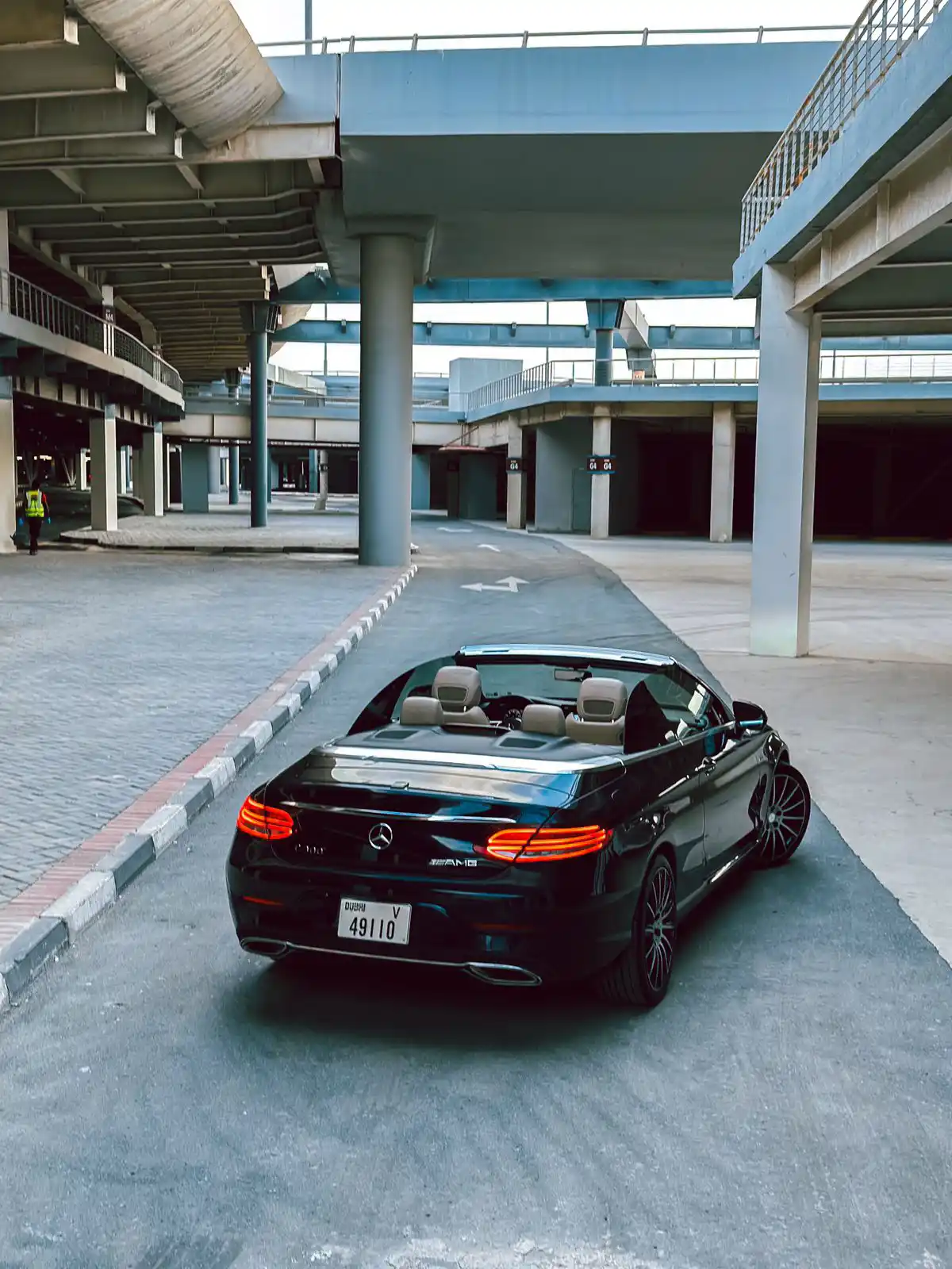 hire Mercedes Benz C300 Convertible  2020 in dubai