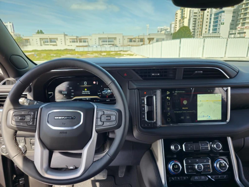 арендовать GMC Yukon Denali BLACK 2023 в Дубае