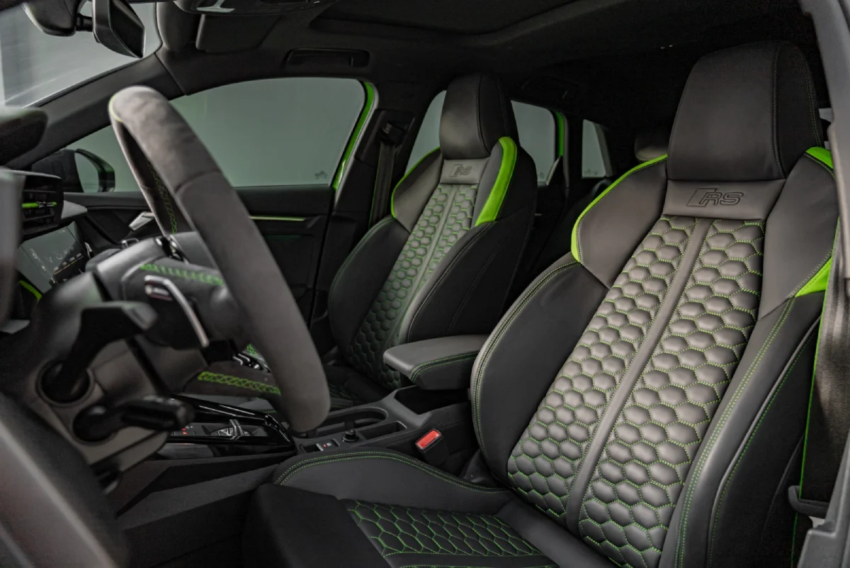 louer Audi RS3  2023 à Dubaï