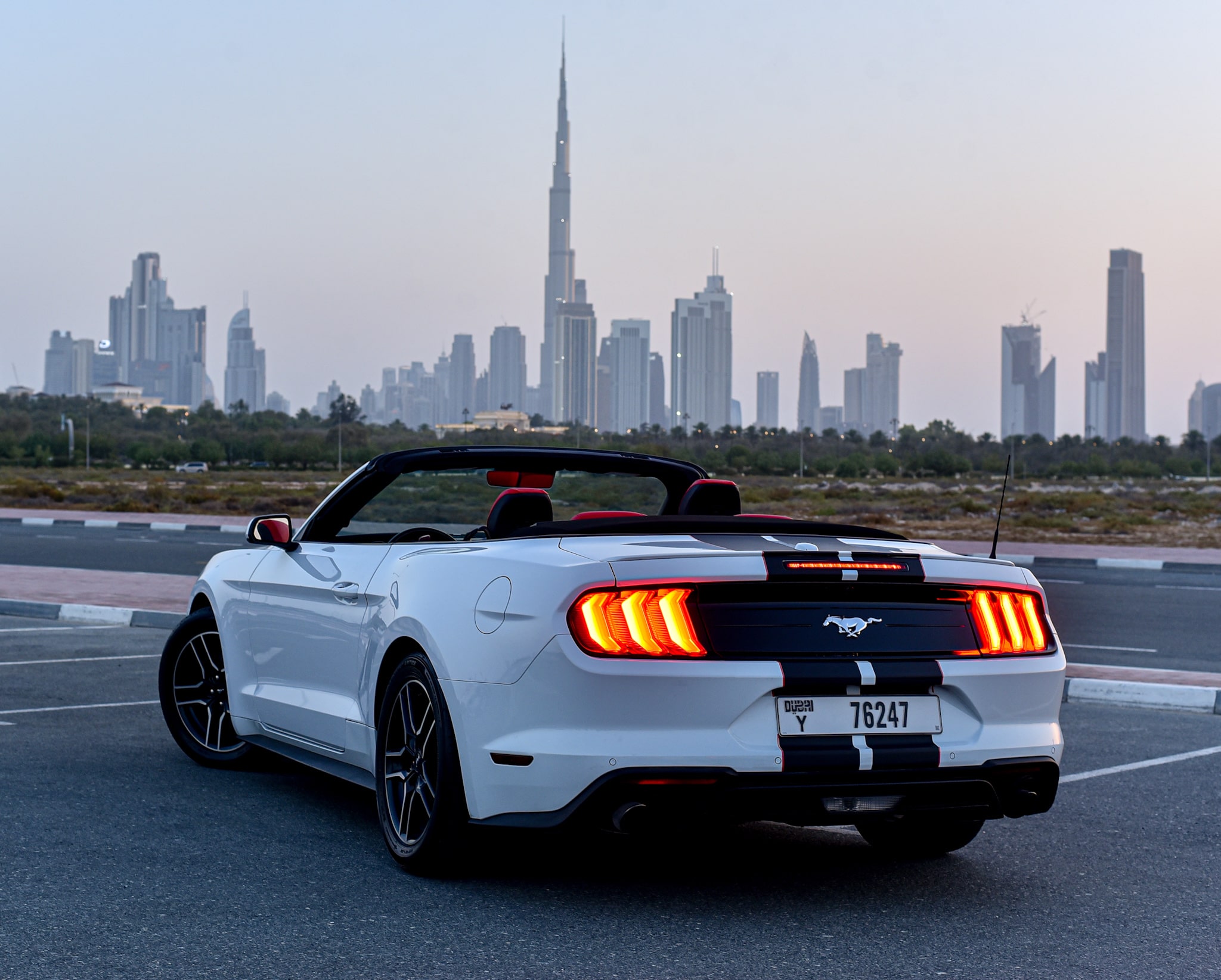 hire Ford Mustang V4 Convertible WHITE 2021 in dubai
