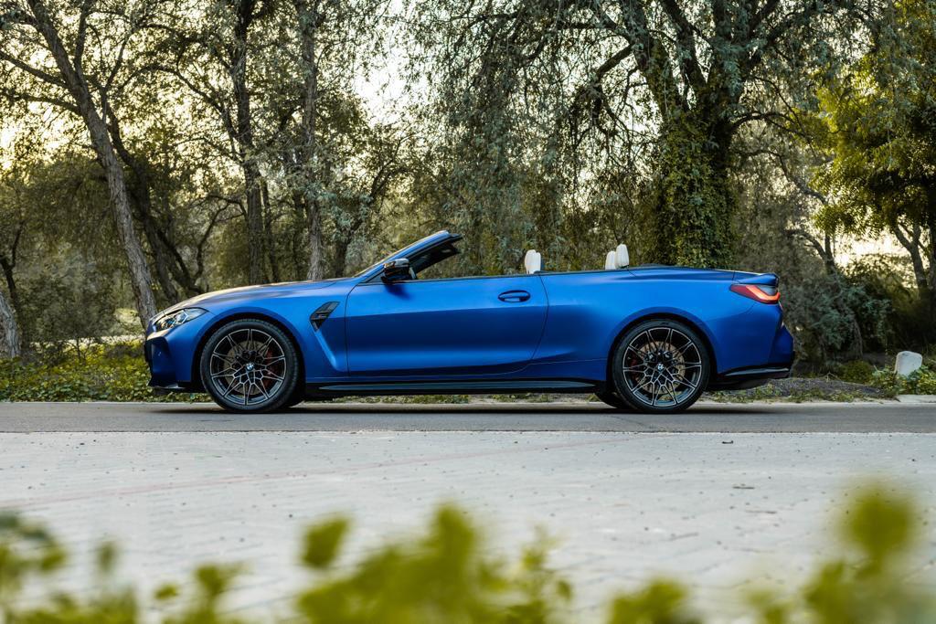 hire Bmw M4 competition convertible BLUE 2023 in dubai