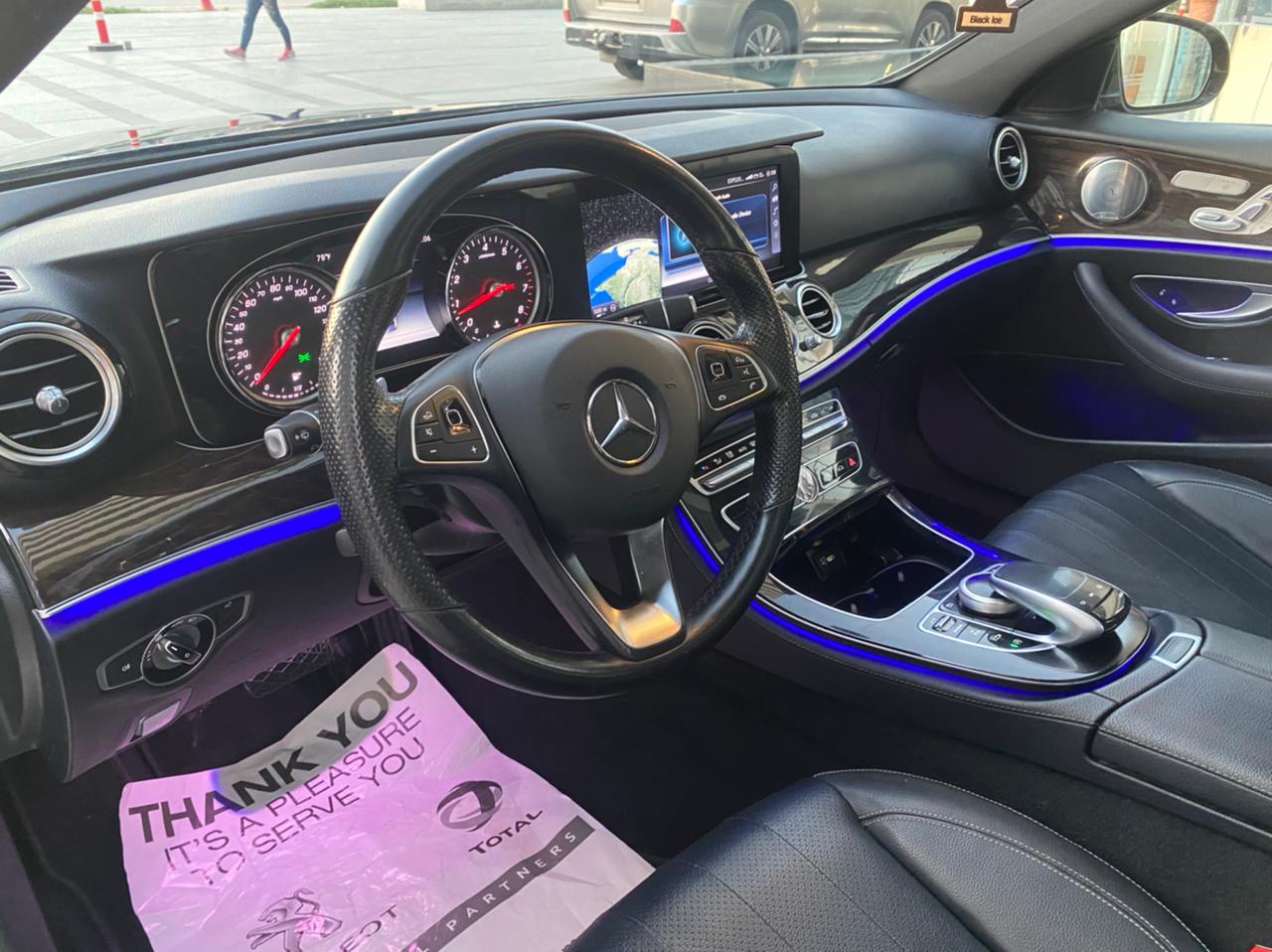 تاجير MERCEDES BENZ E300   2017 فى دبي