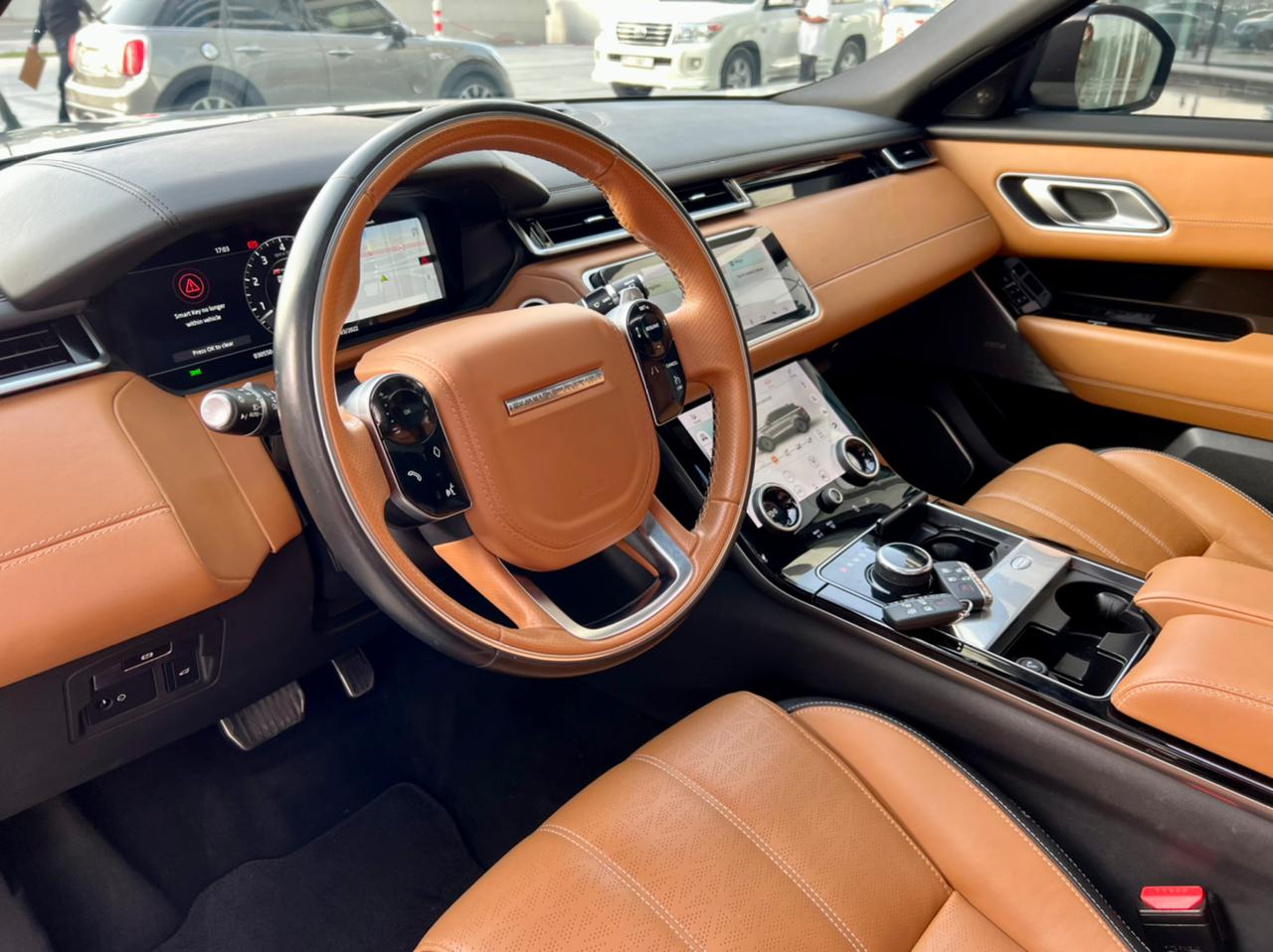 rent RANGE ROVER VELAR   2018 in dubai