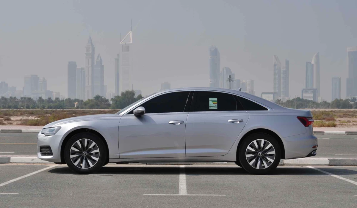 تاجير Audi A6  2022 فى دبي