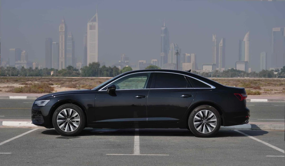 تاجير Audi A6 أسود 2022 فى دبي