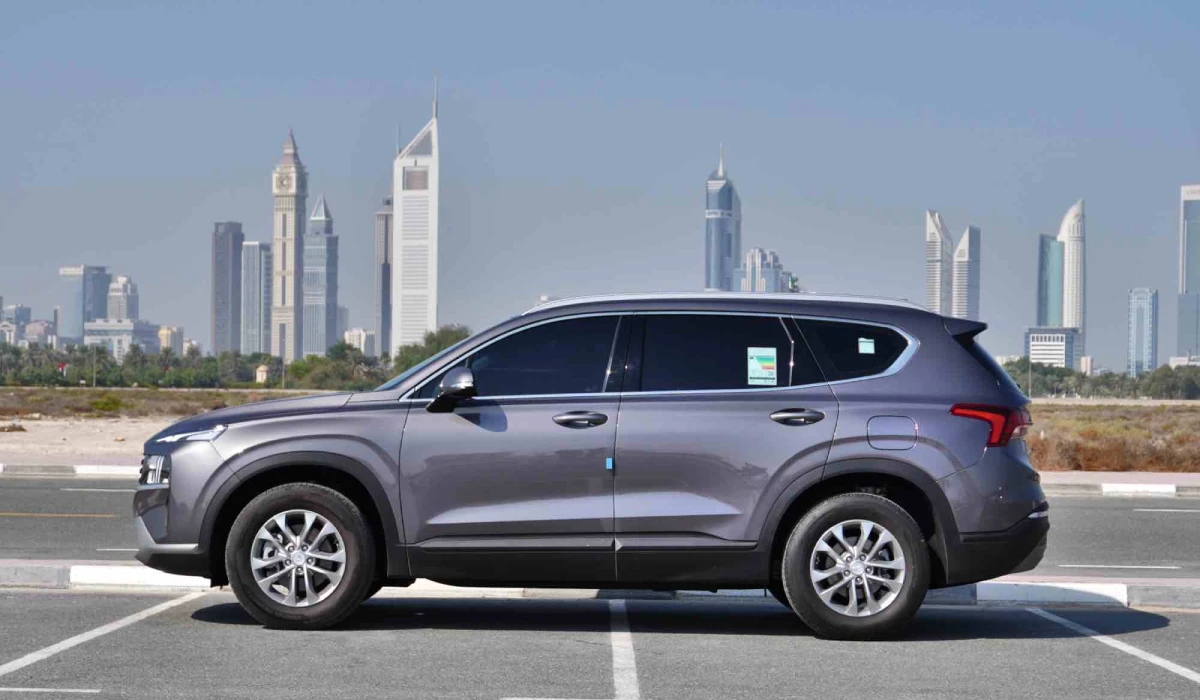 تاجير Hyundai SantaFe  2022 فى دبي