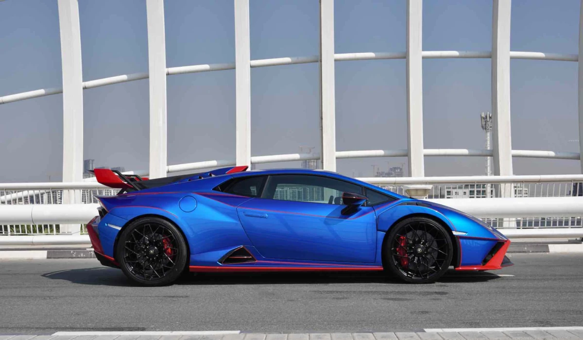 louer Lamborghini Huracan STO BEIGE 2022 à Dubaï
