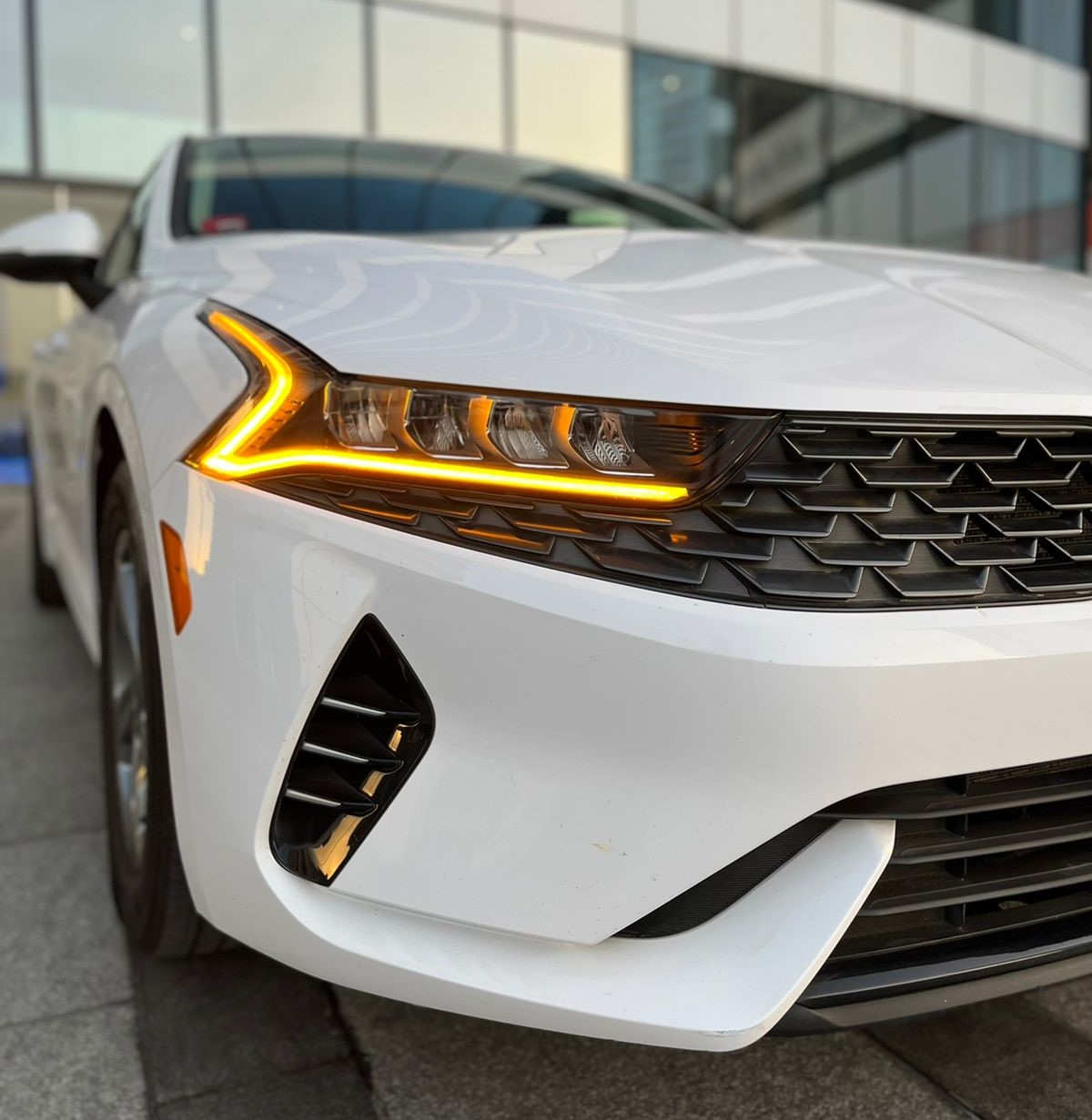 rent KIA K5 WHITE 2021 in dubai