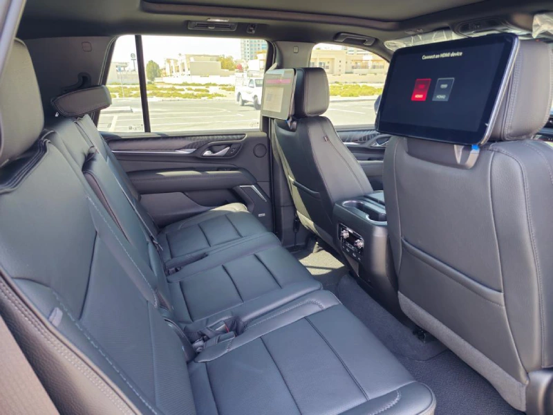 арендовать GMC Yukon Denali BLACK 2023 в Дубае