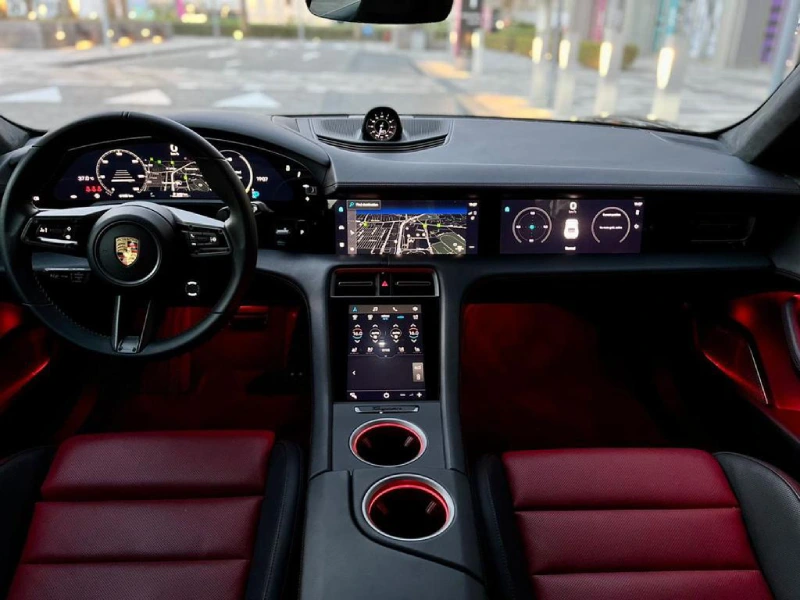 louer Porsche Taycan turboÂ S BLACK 2022 à Dubaï