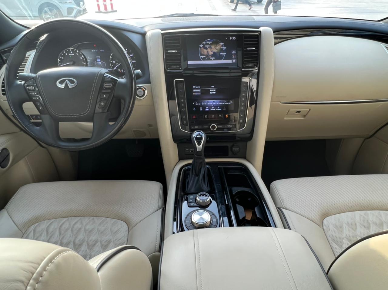 استئجار INFINITI QX80 أبيض 2021 طويلة الأمد في دبي