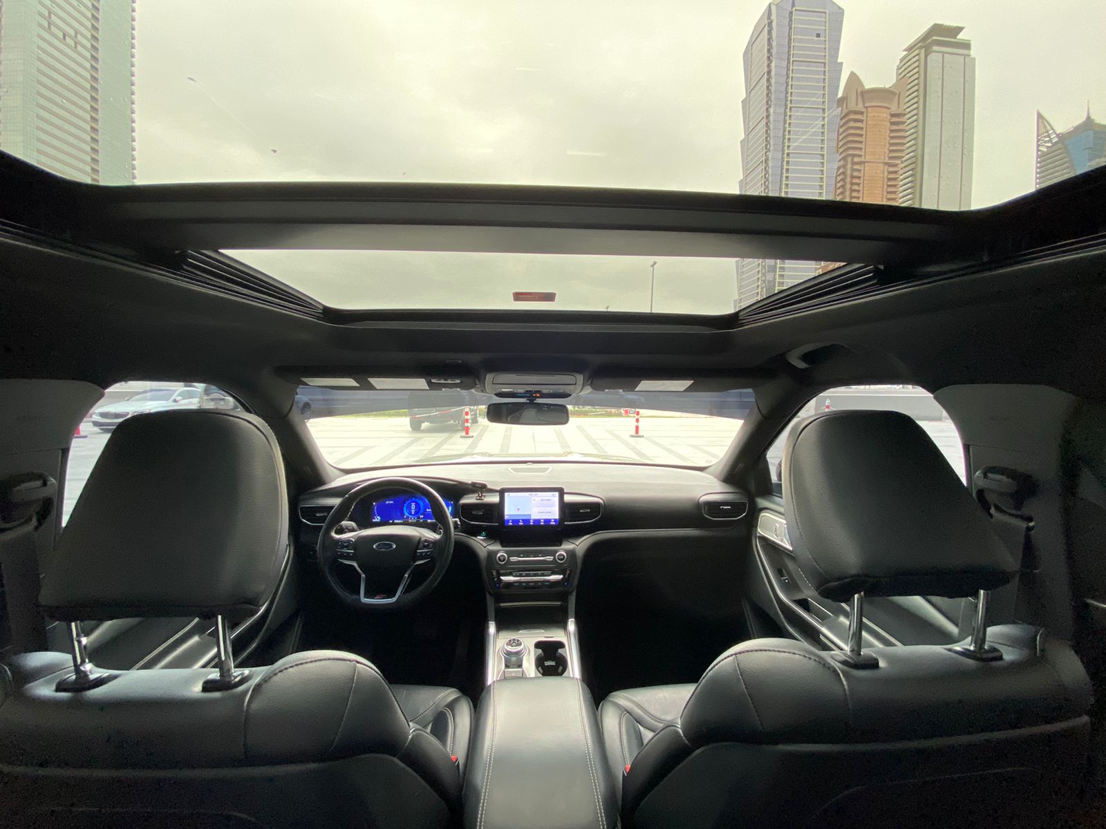 استئجار FORD EXPLORER ST  رمادي 2020 طويلة الأمد في دبي