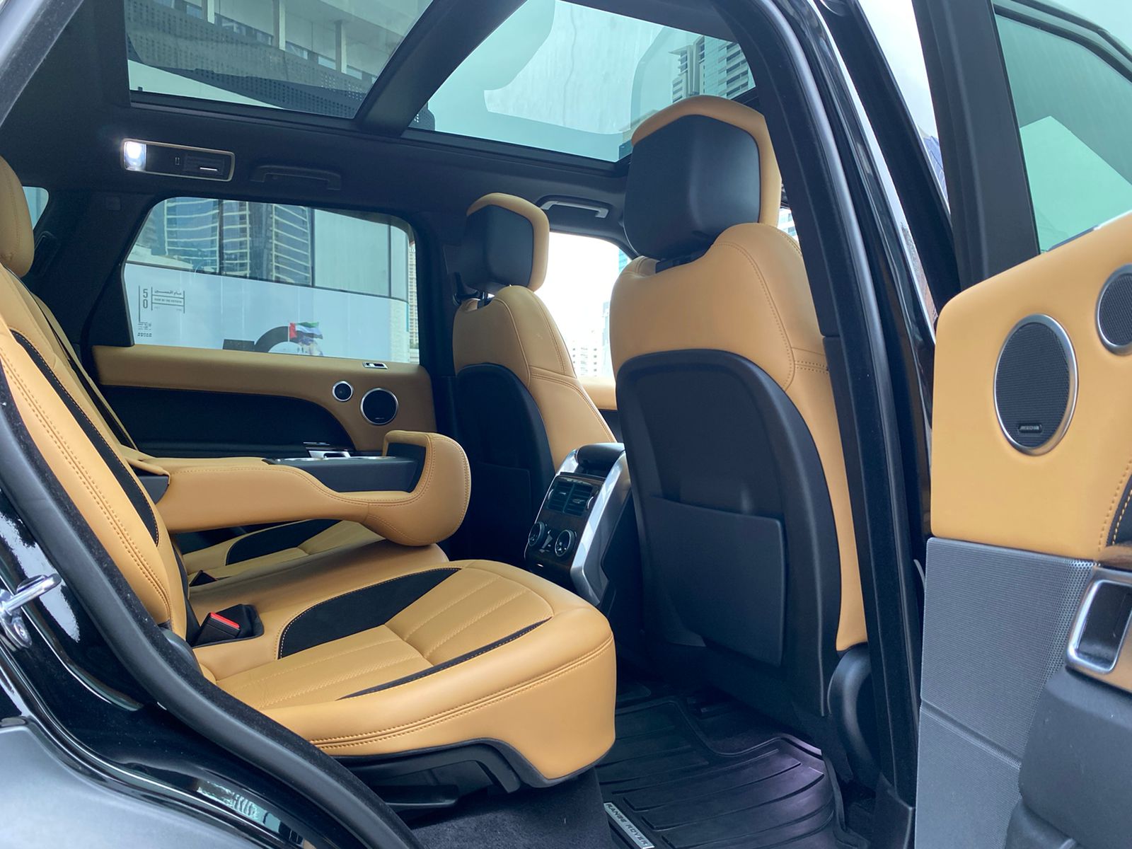 rent RANGE ROVER HSE SPORT BLACK 2019 long term in dubai