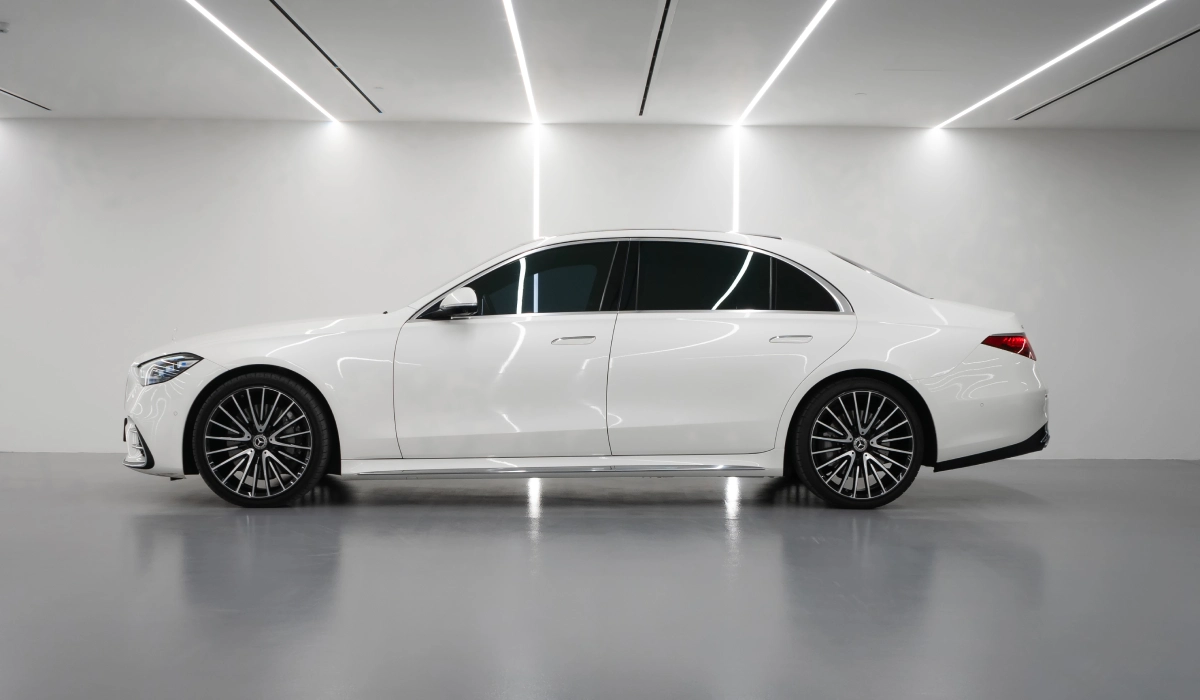 استئجار Mercedes S500 أبيض 2022 طويلة الأمد في دبي