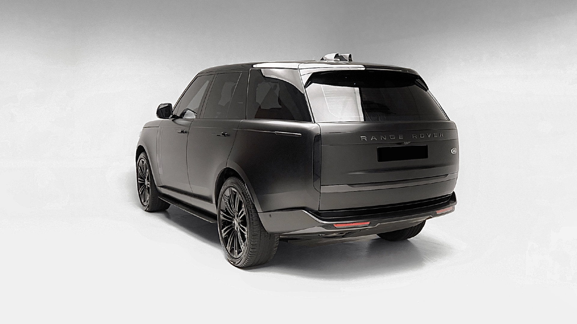 rent Range Rover Vogue  long term in dubai