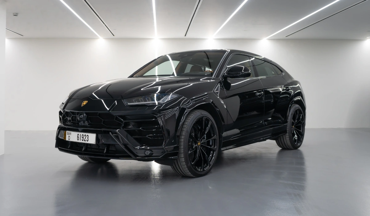 Lamborghini Urus BLACK 2022 location dubaï